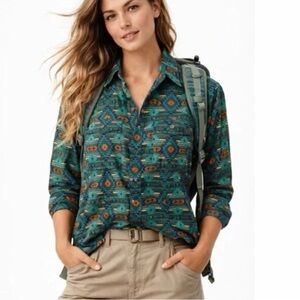 Duluth trading co Aztec Printed Flannel Shirt green & Orange size XS cotton